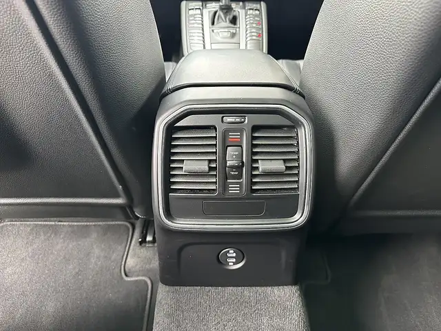 Porsche Macan nur 49.500km, Ö-Auto, AHK, Leder, LED, Panorama... Ansicht 16