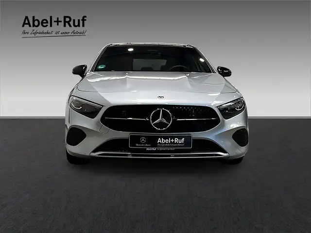 Mercedes-Benz A view 2