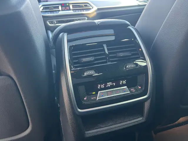 BMW X6 xDrive 40 d M Sport PANO HEAD UP AHK LASER 22" TOP Ansicht 22