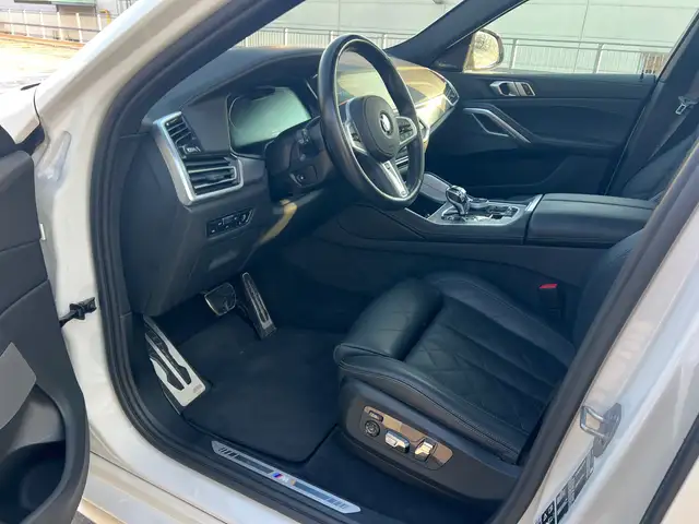 BMW X6 xDrive 40 d M Sport PANO HEAD UP AHK LASER 22" TOP Ansicht 10
