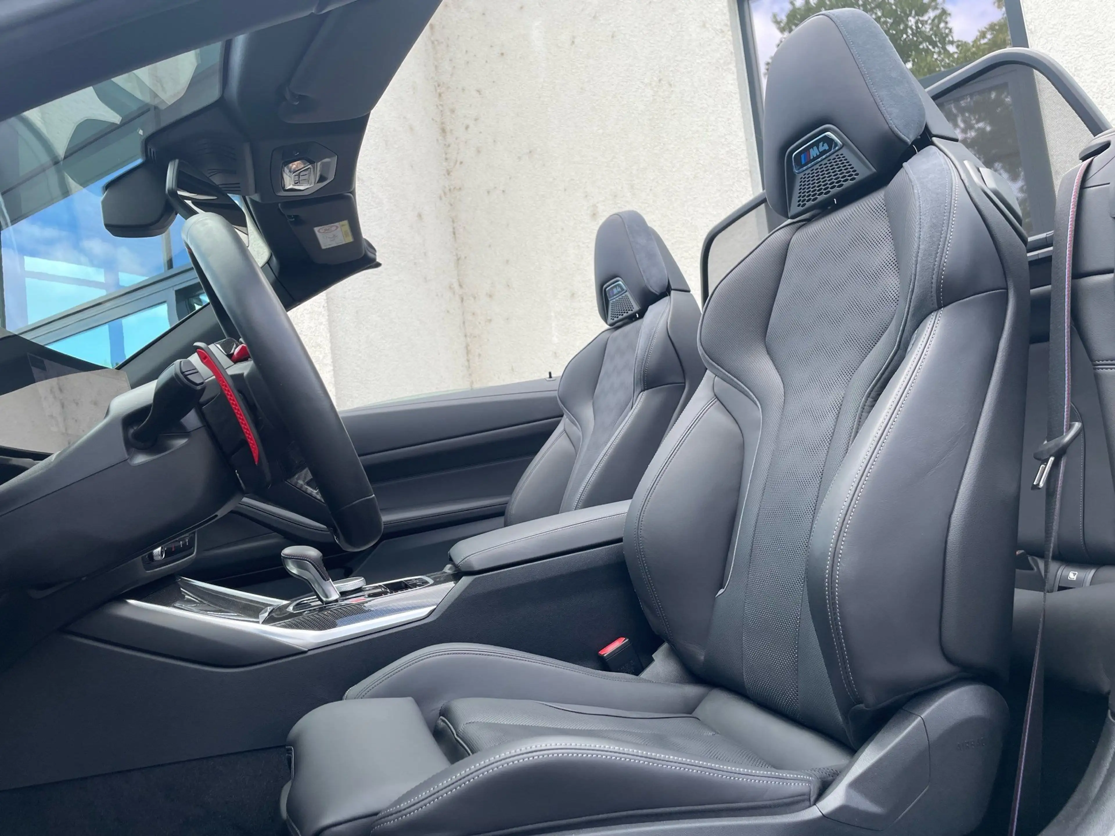BMW M4 Competition Cabrio DrivingPro Carbon Sitzlüft. — photo 8