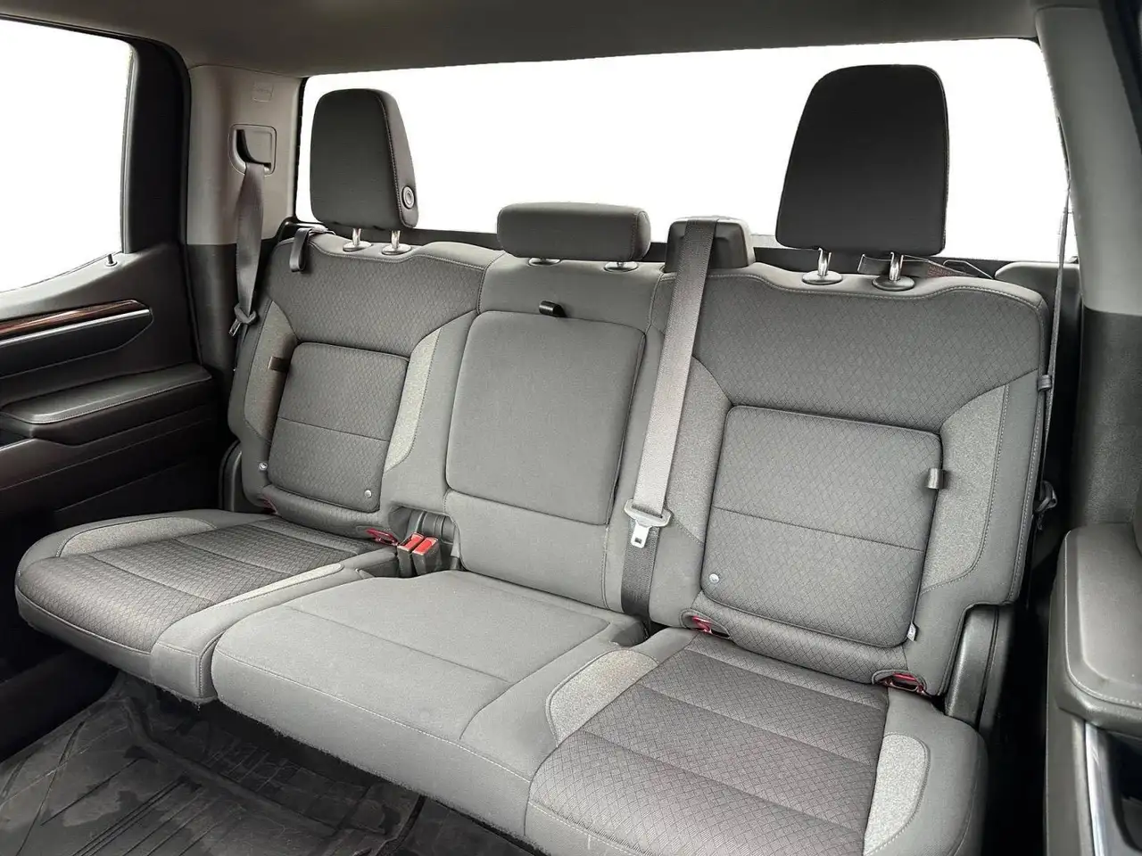 Chevrolet Silverado 1500 photo Chevrolet Silverado 1500