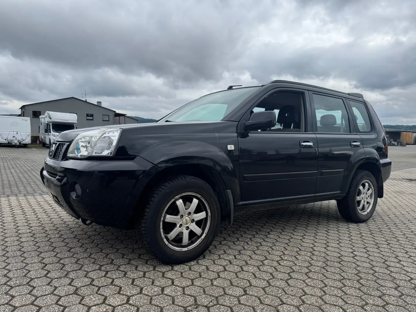 Nissan X-Trail Comfort (Frontantrieb) Schwarz - 2
