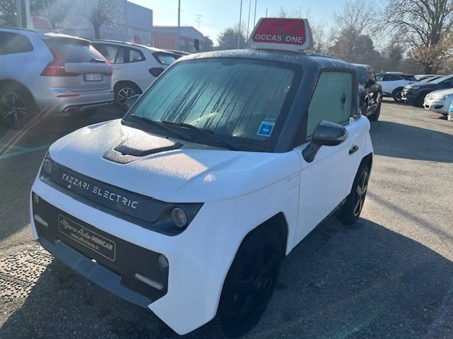 Tazzari EV 31a 1 01 Blanc - 1