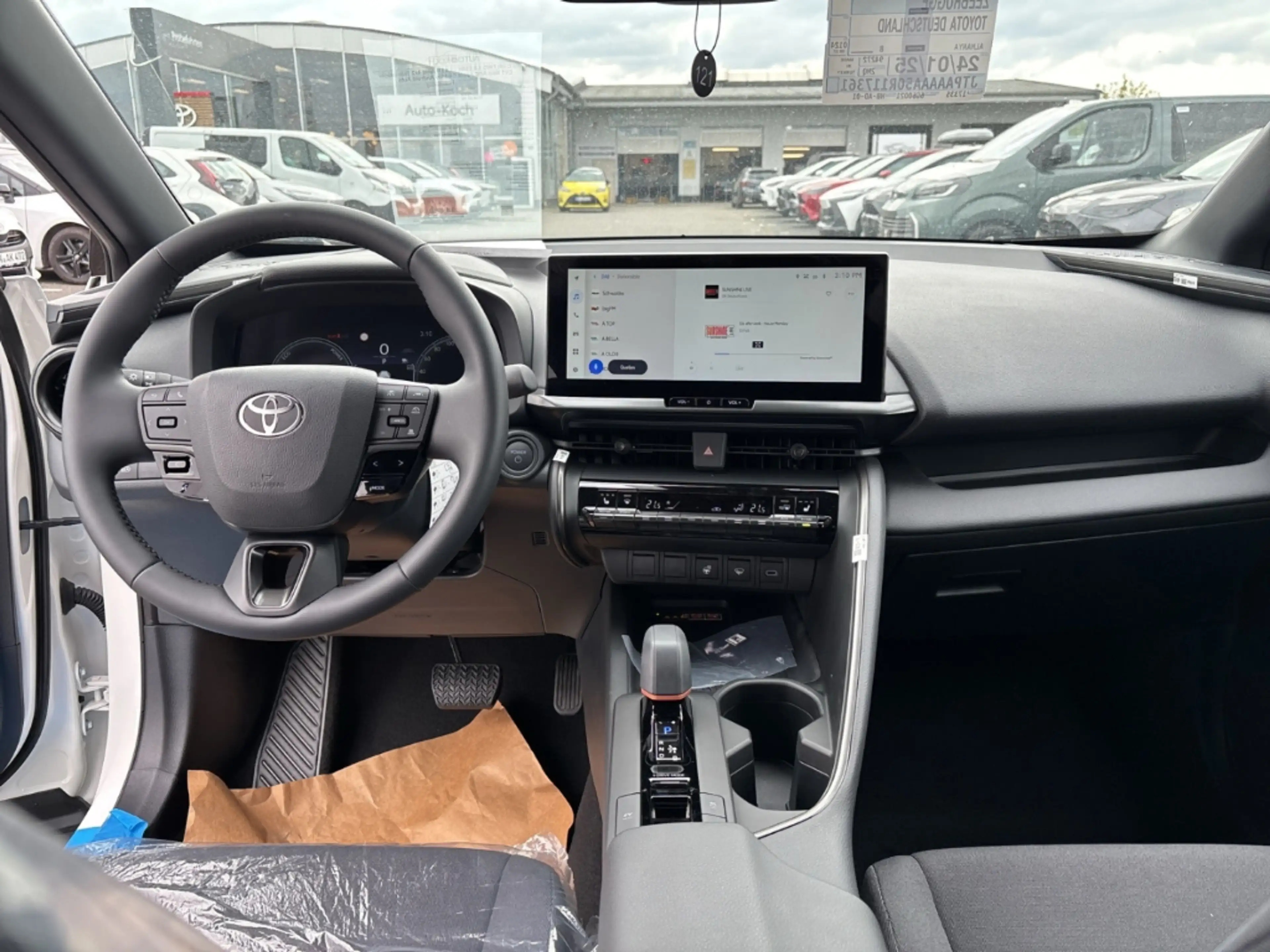 Toyota C-HR 1,8 l Hybrid 4x2 Teamplayer CVT FWD 1.8 EU6e - Nav — photo 12