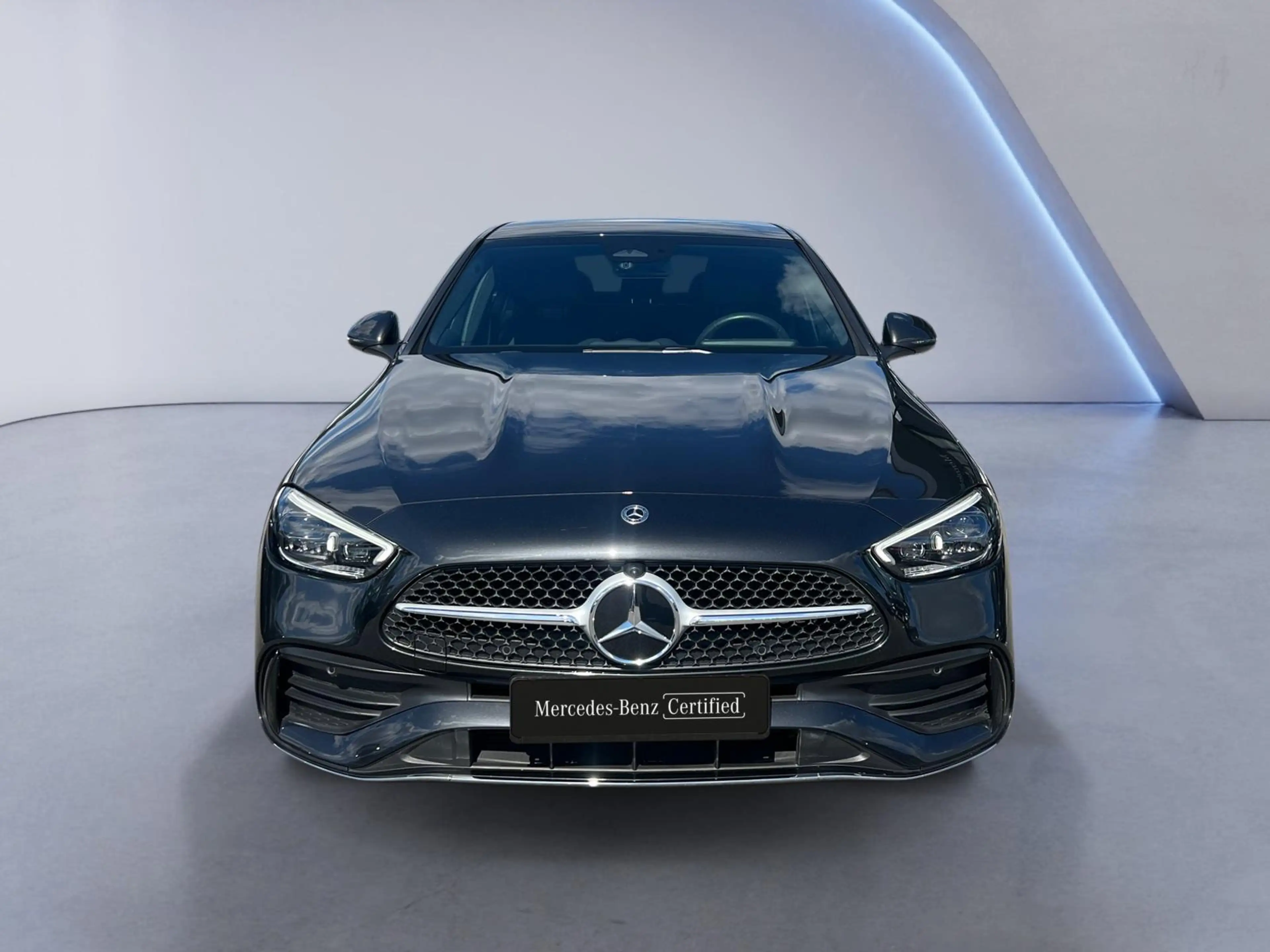 Mercedes-Benz C 200 d AMG Line — photo 9