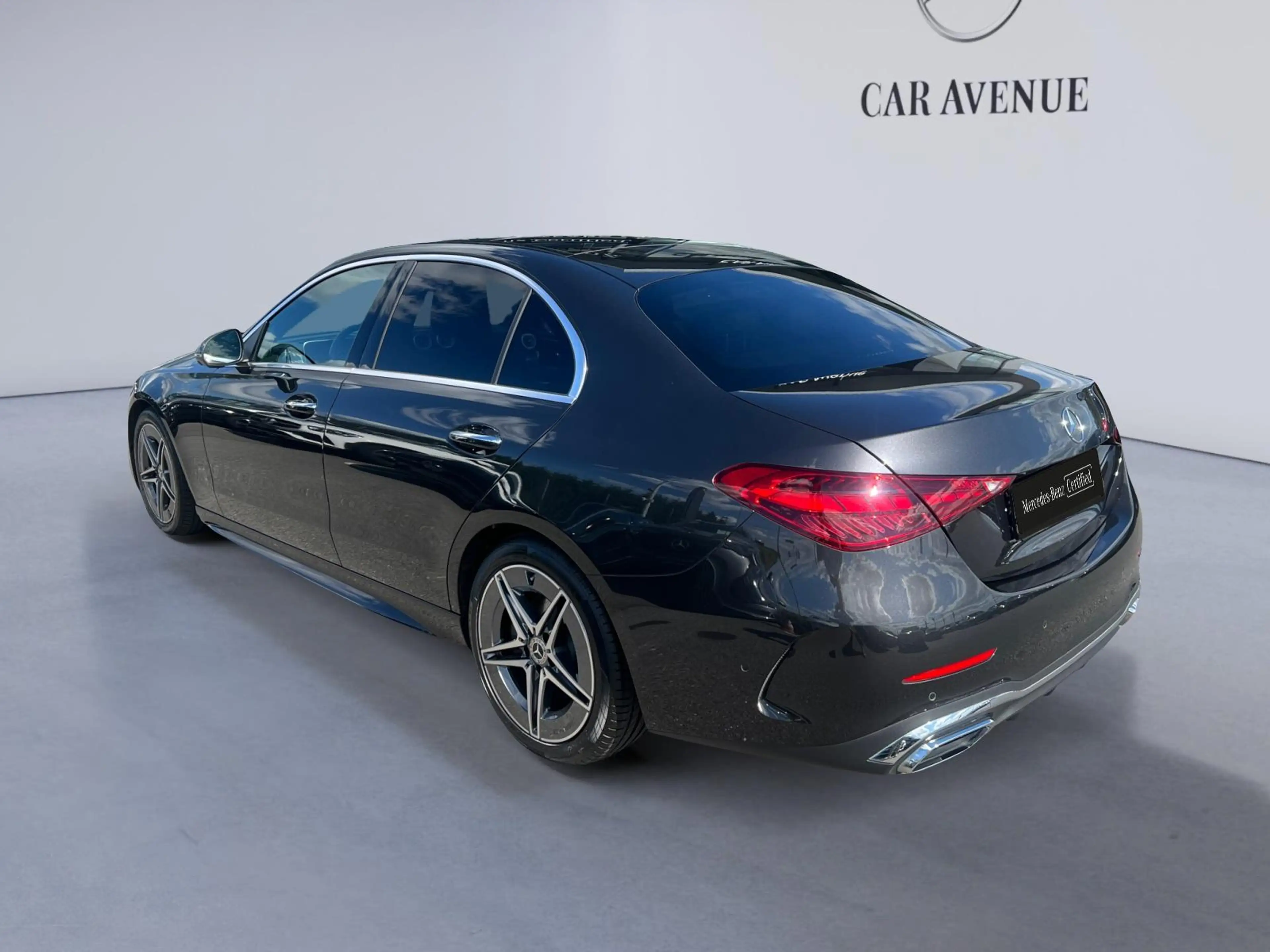 Mercedes-Benz C 200 d AMG Line — photo 4