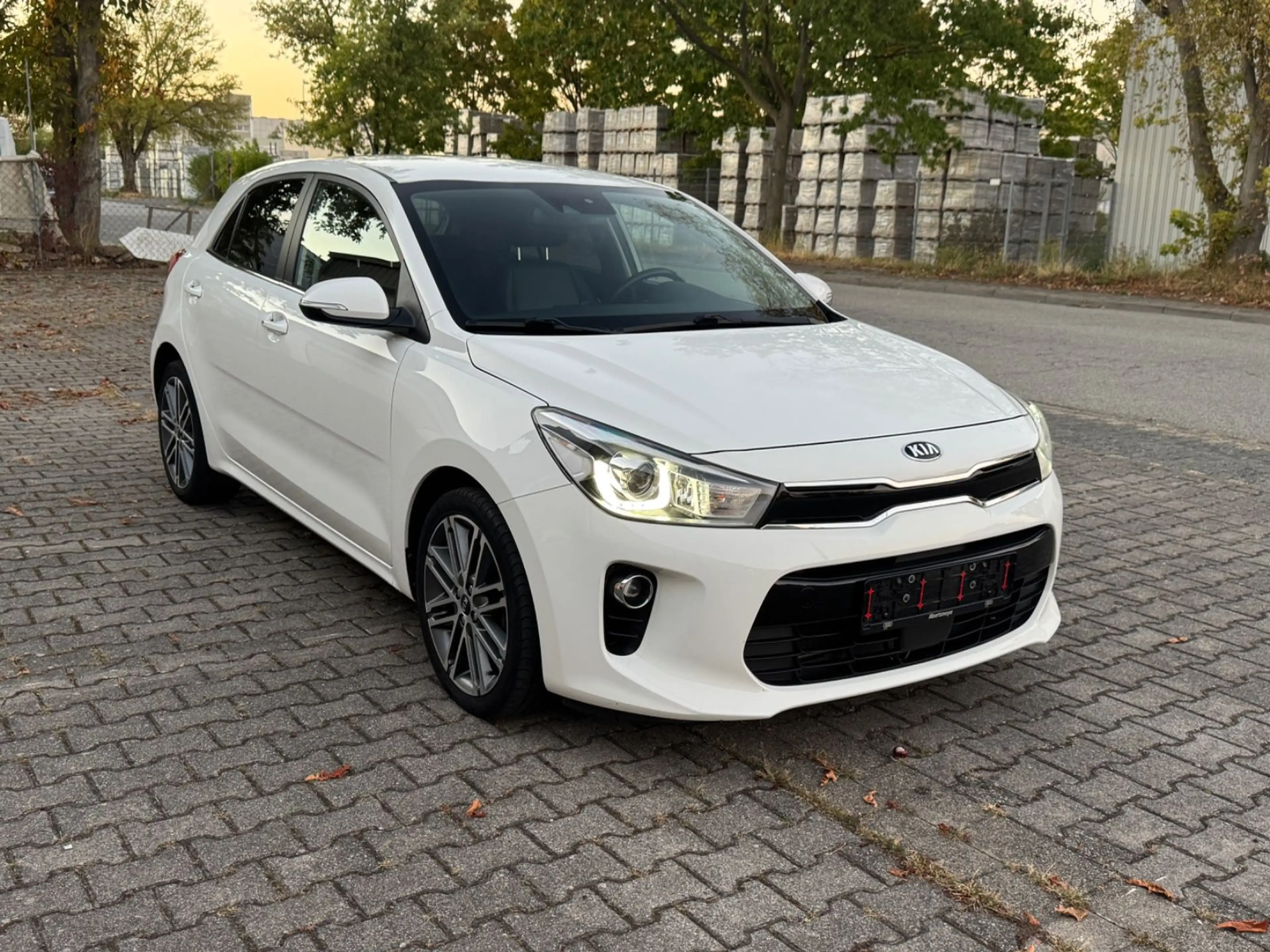 Kia Rio Spirit 1.4 CRDI TOP AUSSTATUNG — photo 3