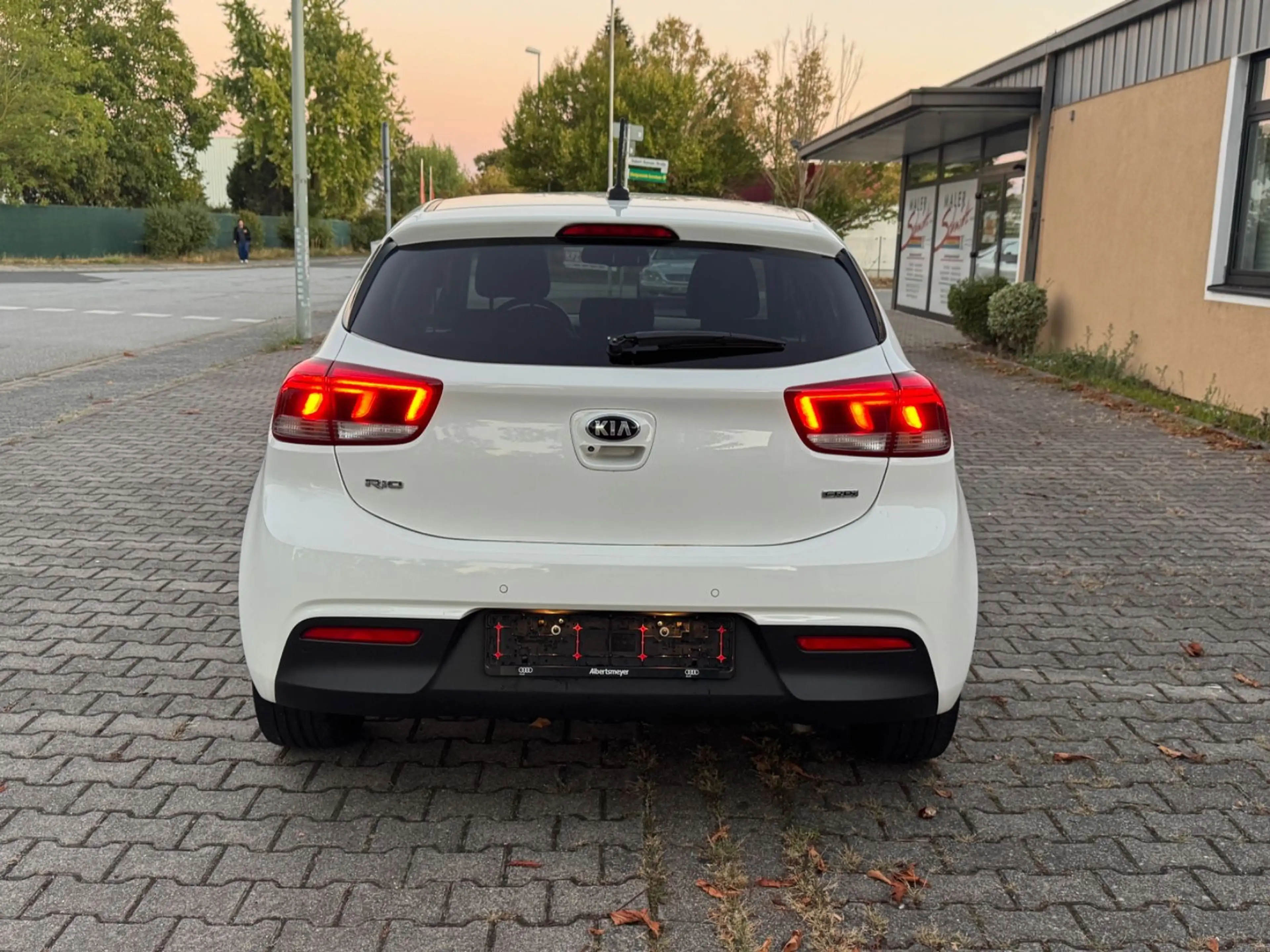 Kia Rio Spirit 1.4 CRDI TOP AUSSTATUNG — photo 5
