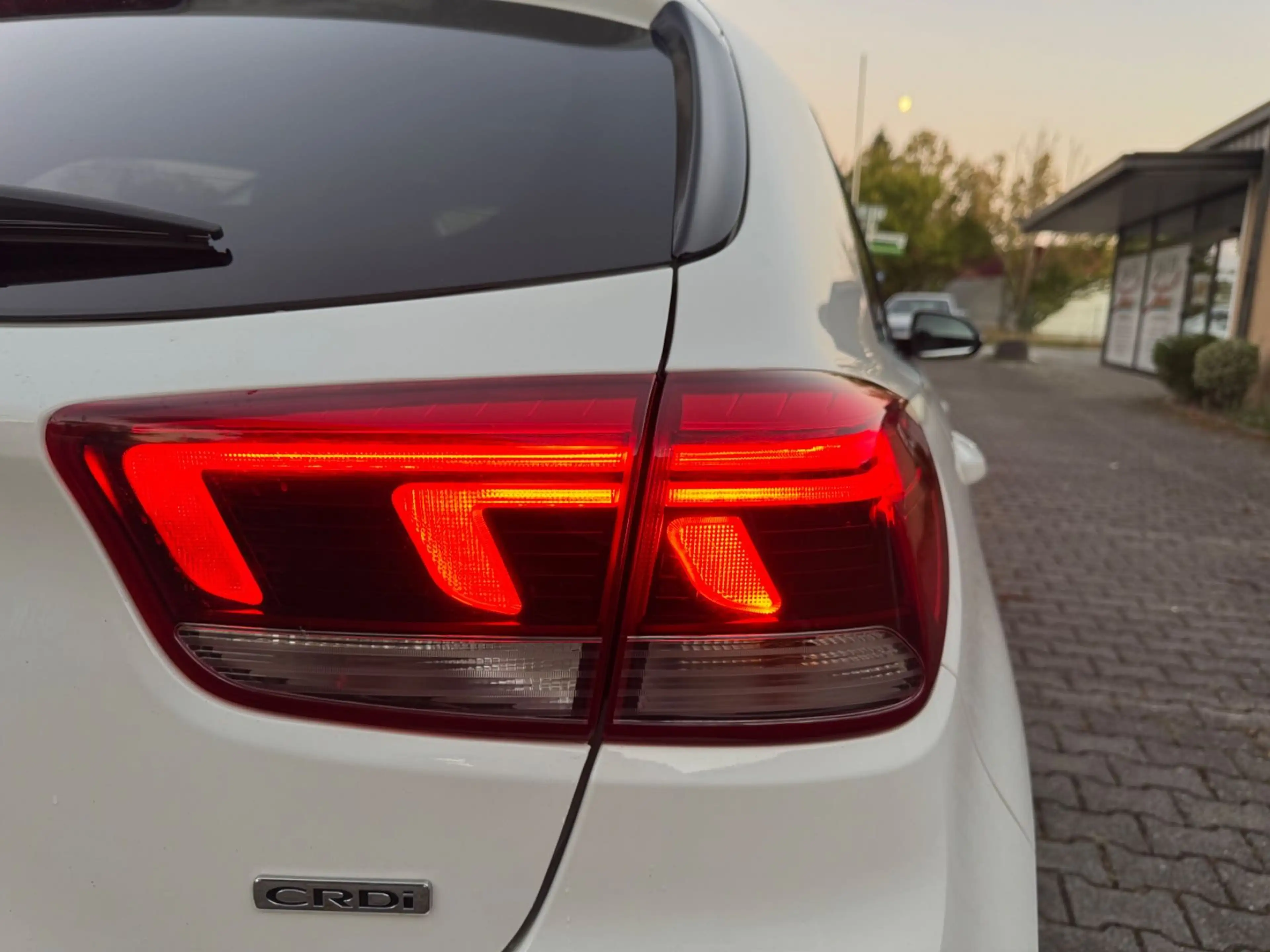 Kia Rio Spirit 1.4 CRDI TOP AUSSTATUNG — photo 11