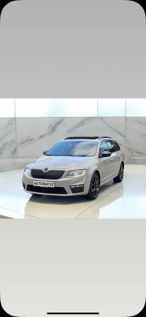 Skoda Octavia SW RS 2.0 TFSI RS230 DSG - 1