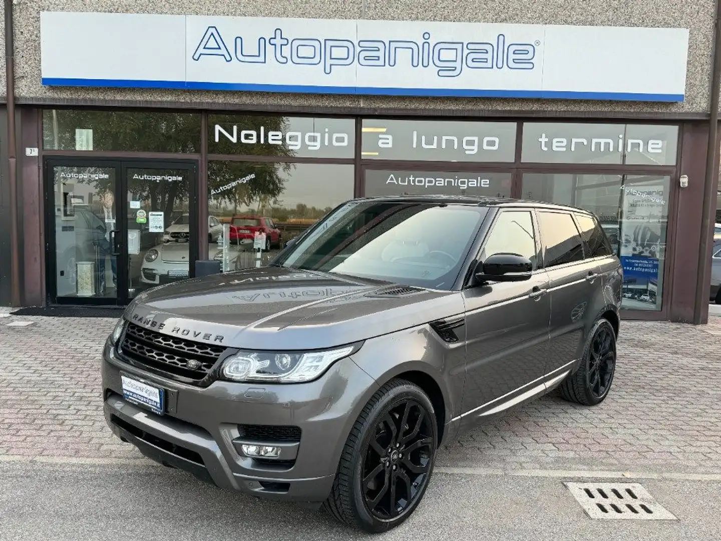 Land Rover Range Rover Sport 3.0 SDV6 HSE Dynamic Grau - 1