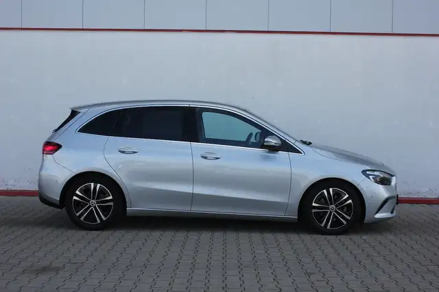 Mercedes-Benz B 180 d 8G Progressive Line Urban 458 WideScreen