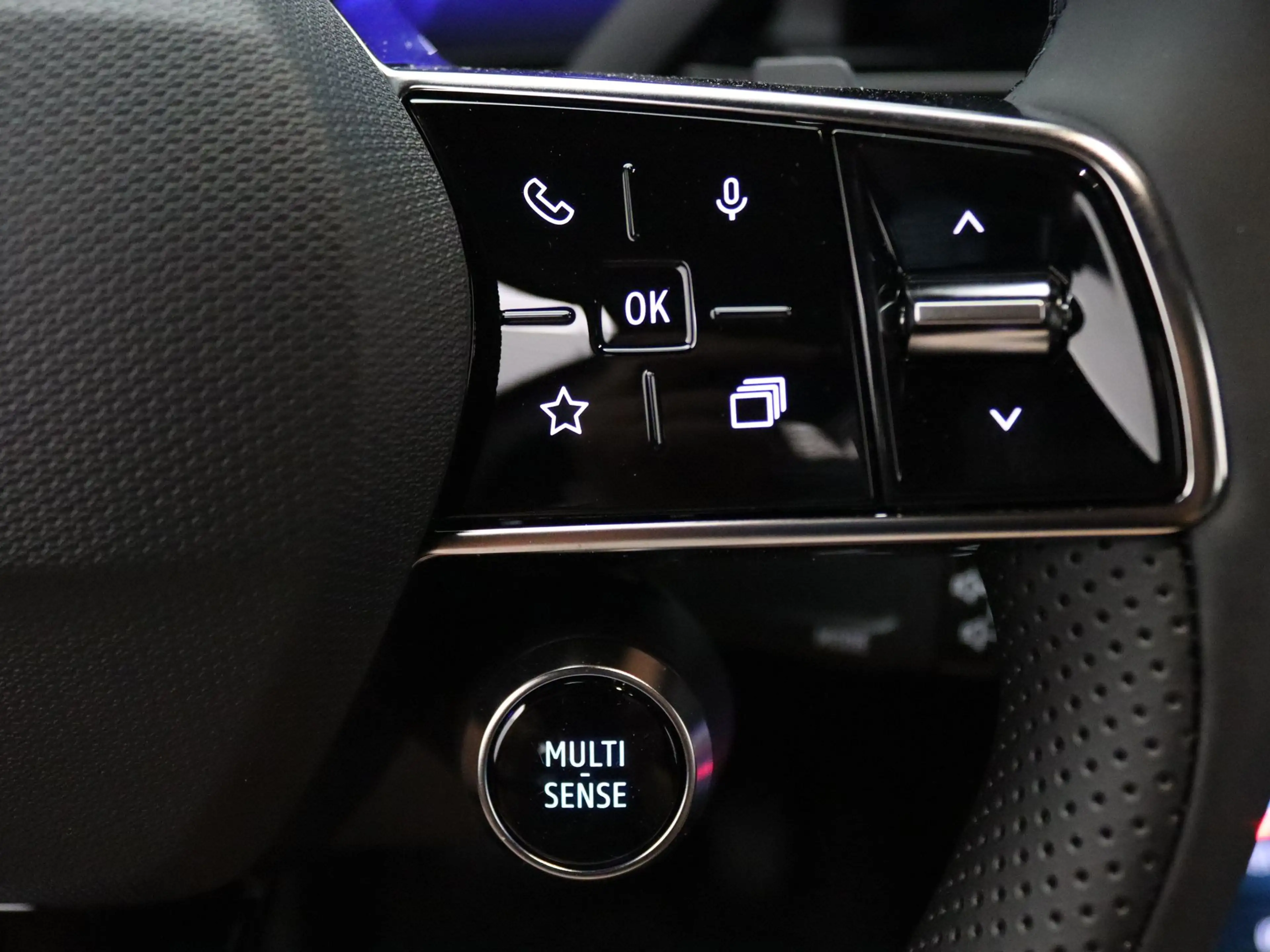 Renault R 4 comfort range techno 52 kWh Apple Carplay/Android — photo 14