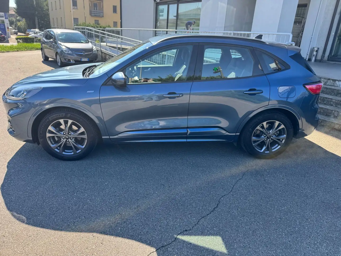 Ford Kuga ST Line 1.5 EcoBlue Blau - 2