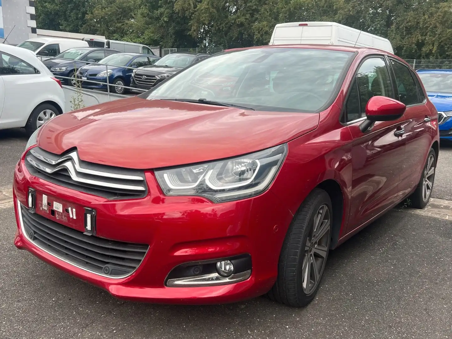 Citroen C4 Lim. Shine Rot - 1