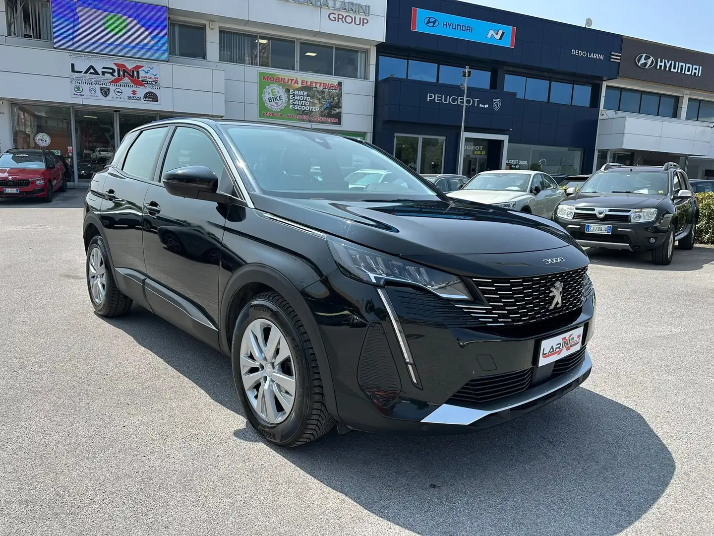 Peugeot 3008 3008 1.5 bluehdi Allure AUTOMATICA PERFETTA! Negro - 1