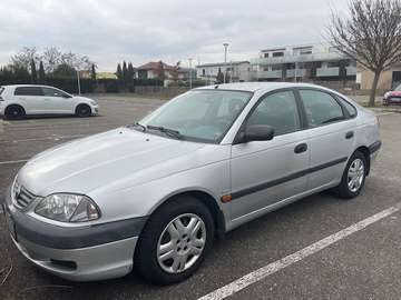 Toyota Avensis Liftback 1.8 VVT-i 2002