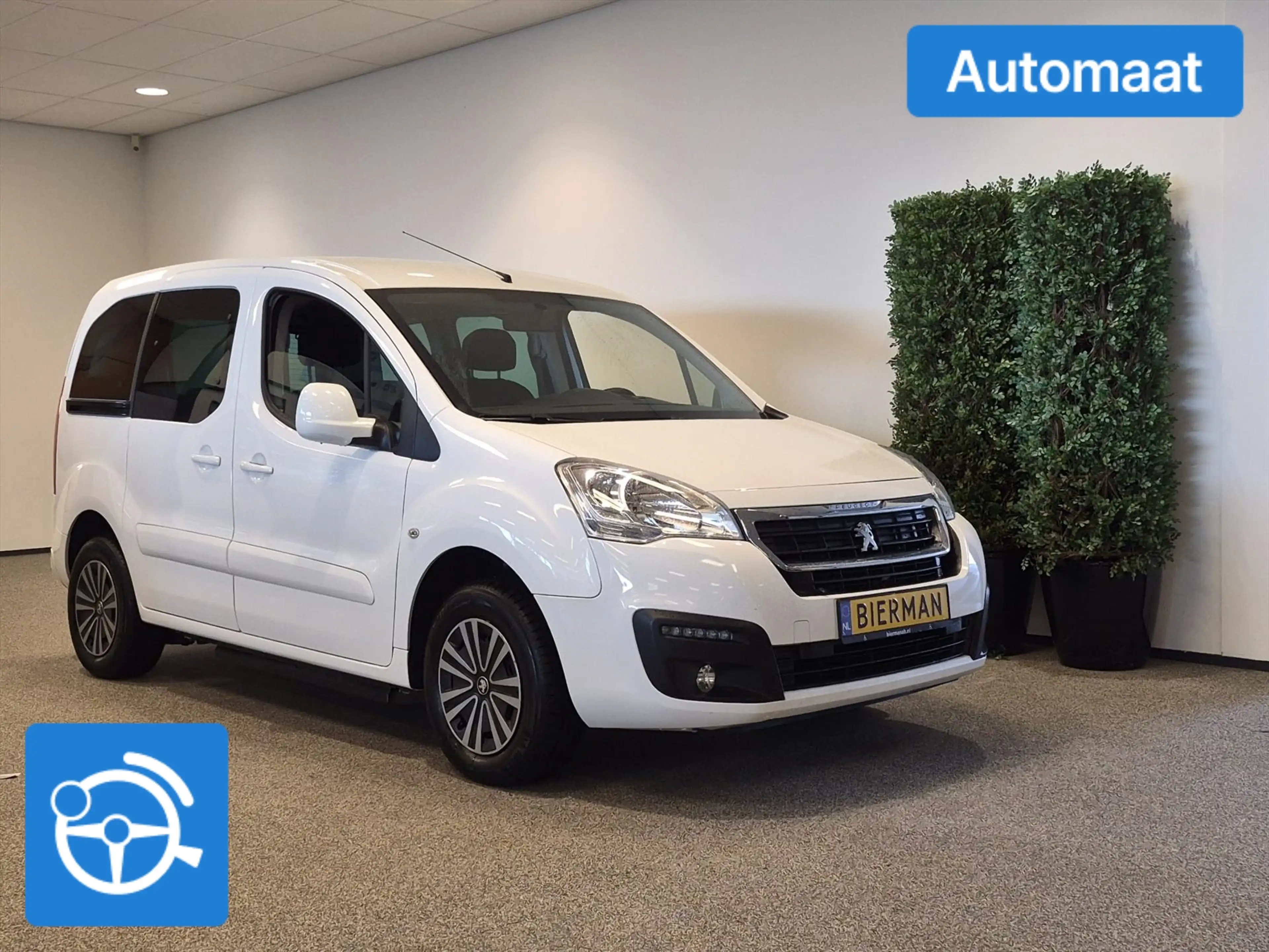 Peugeot Partner Rolstoelauto Automaat Zelfrijder Rolstoel 1e zitri