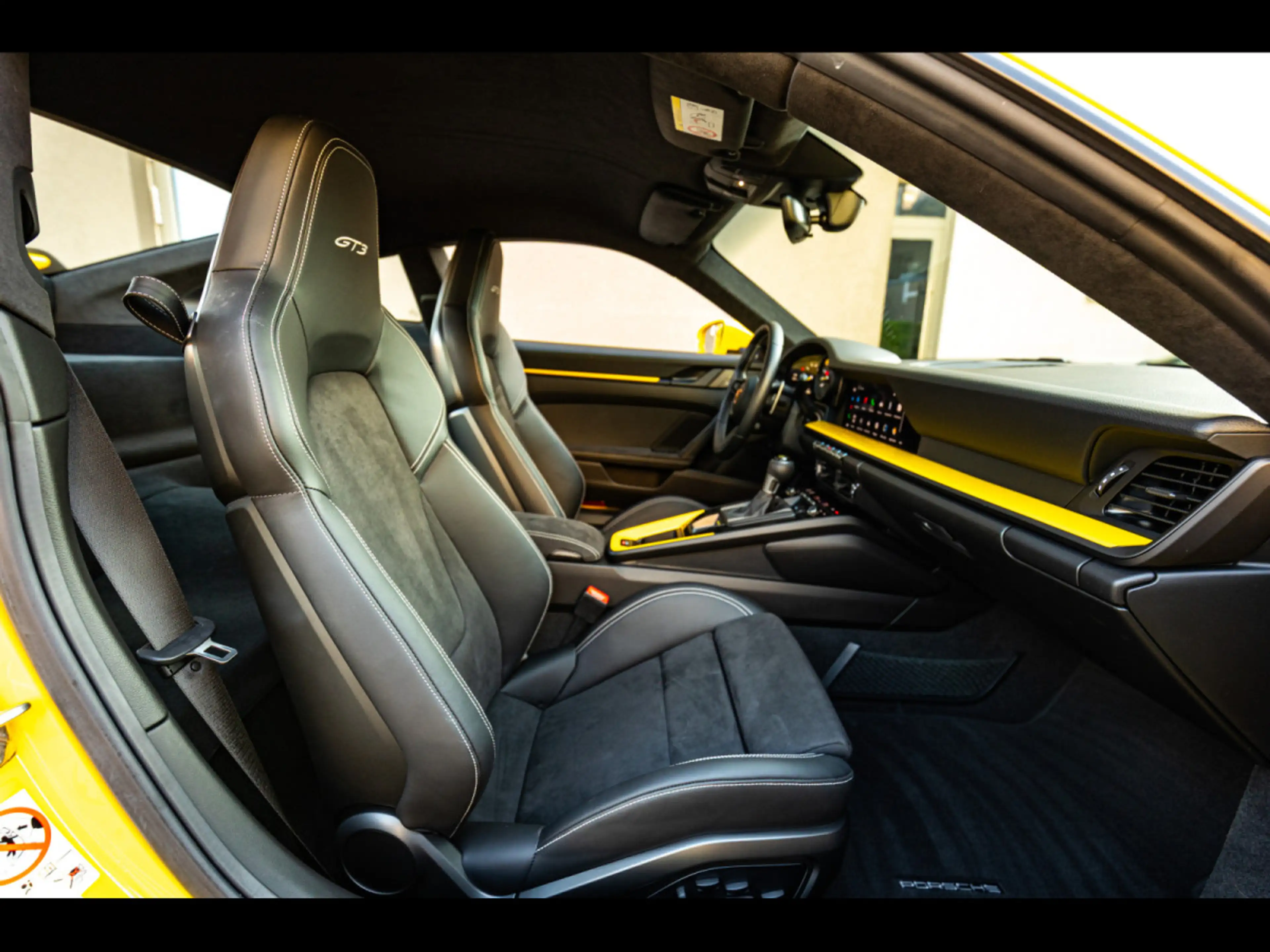 Porsche 992 .1 911 GT3 PDK°FULL PPF°RACING YELLOW°LIFT°KAM°18W — photo 15