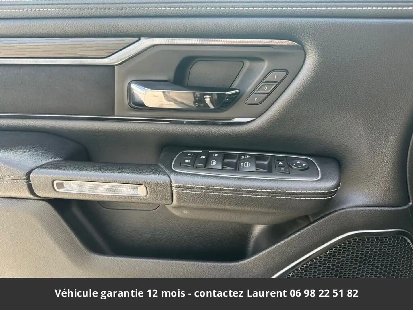 Dodge RAM GT Sport Night 12P 5.7L 4x4 Tout compris hors homo Noir - 2