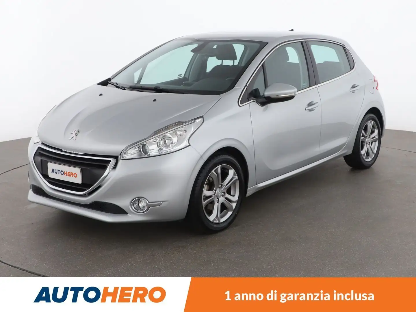 Peugeot 208 1.2 e-VTi Allure Plateado - 1
