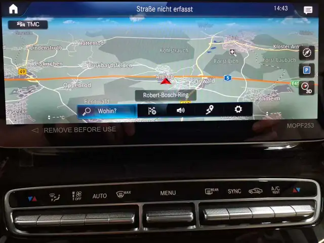Mercedes-Benz V-Class view 12