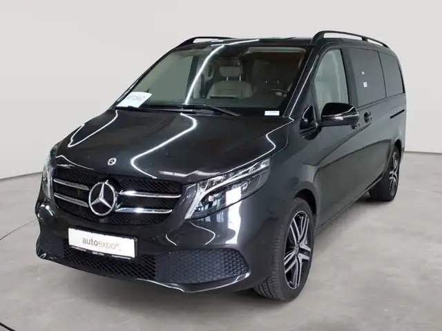 Mercedes-Benz V-Class view 2