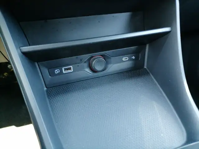 MG MG3 view 19