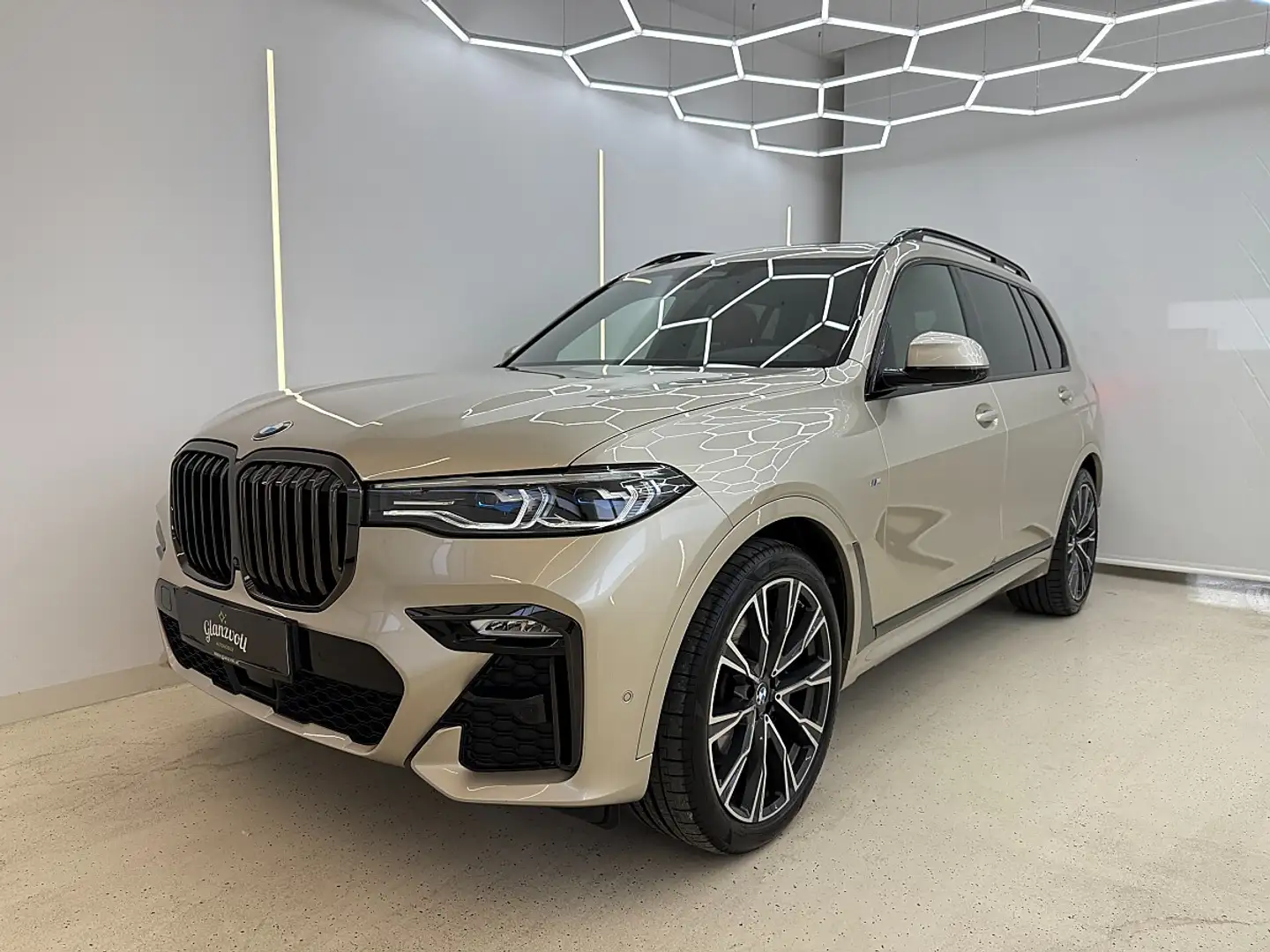 BMW X7 xDrive 30d Aut. M-Sport Individual BMW-Historie Gold - 1