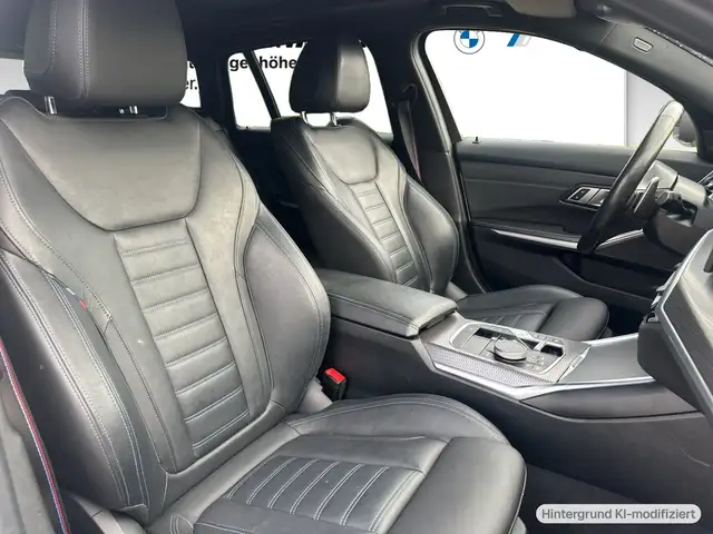 BMW 3 Series view 6