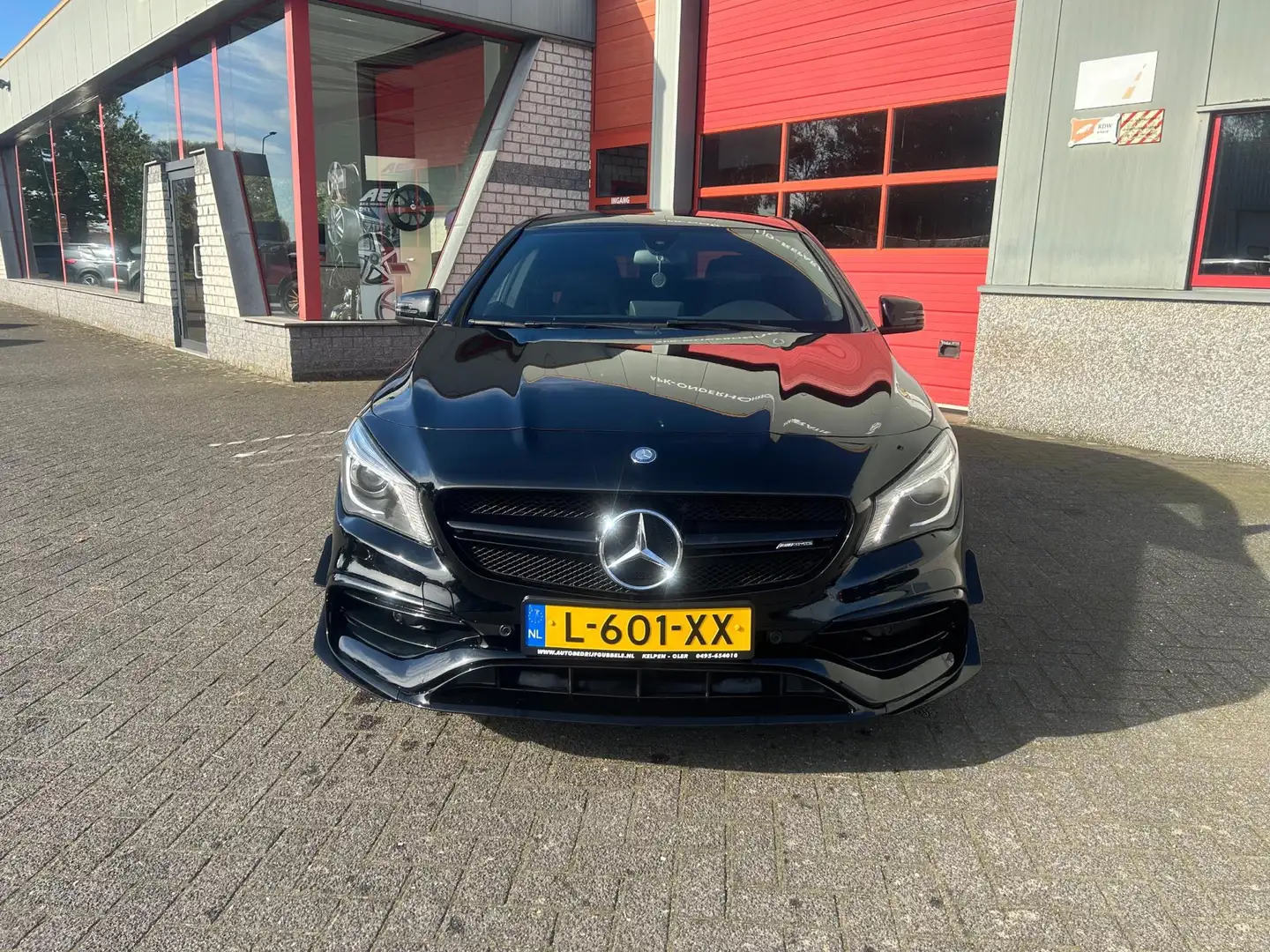 Mercedes-Benz CLA 45 AMG 4MATIC Night Pakket Noir - 2