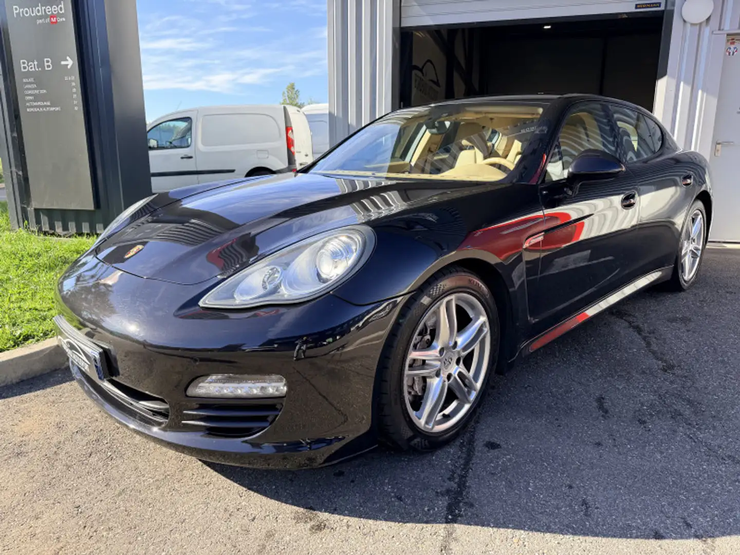 Porsche Panamera (970) 3.0 DIESEL Noir - 1