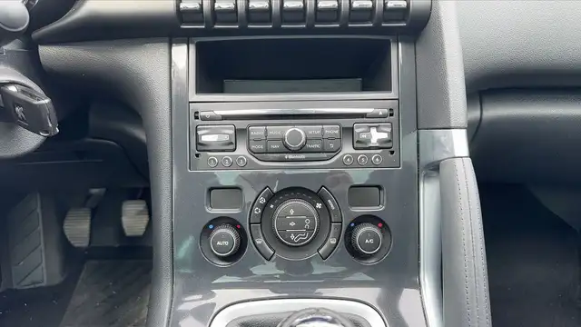 Peugeot 3008 view 13