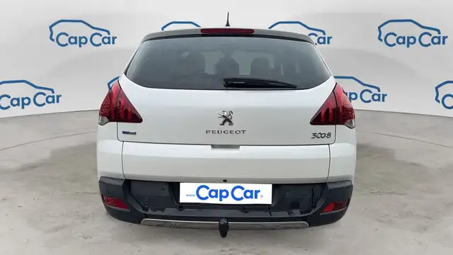 Peugeot 3008 view 3