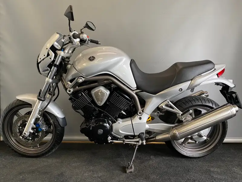 Yamaha BT 1100 Bulldog - foto 2