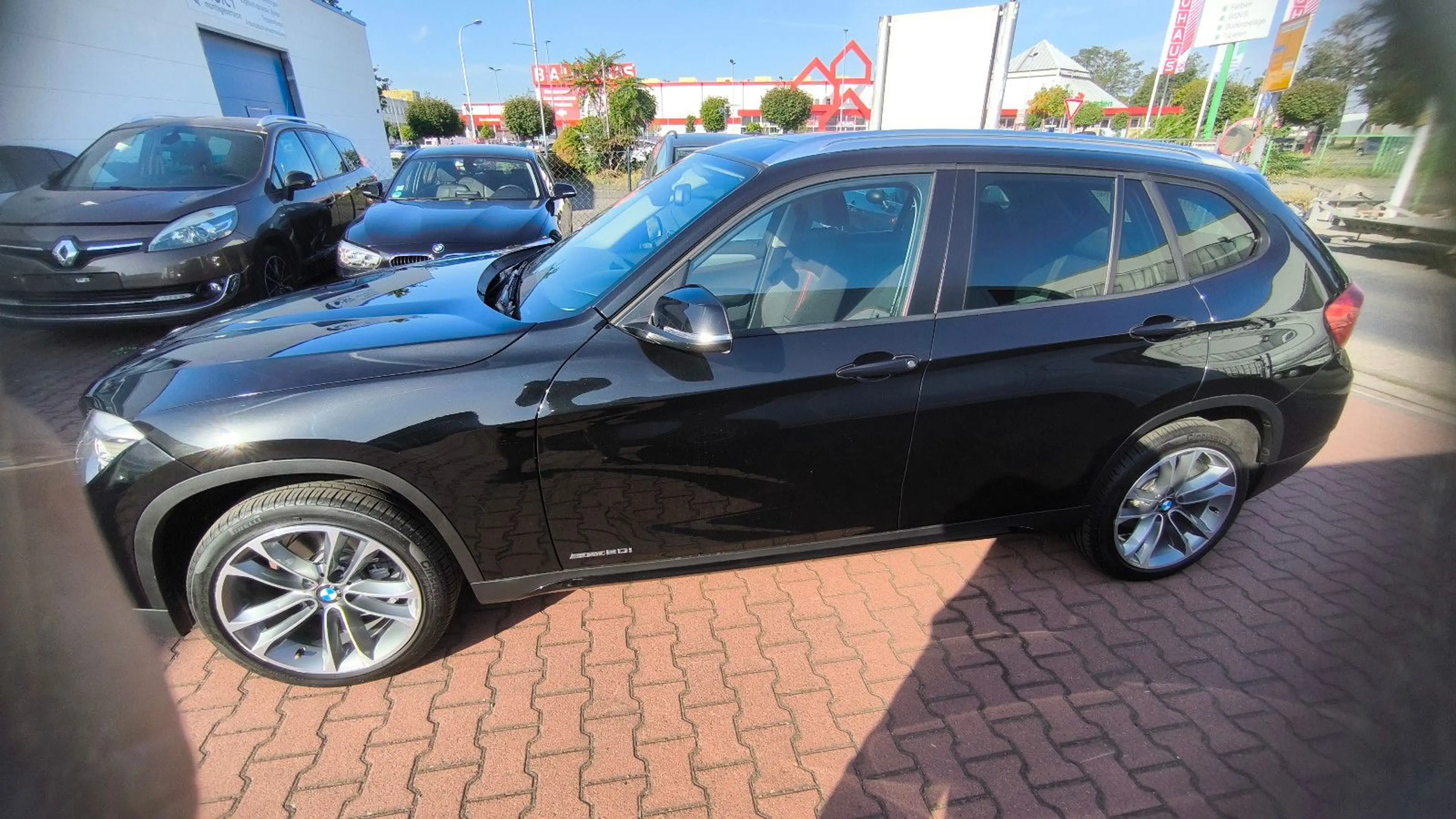 BMW X1 sDrive 20i Automatik Navi — photo 6