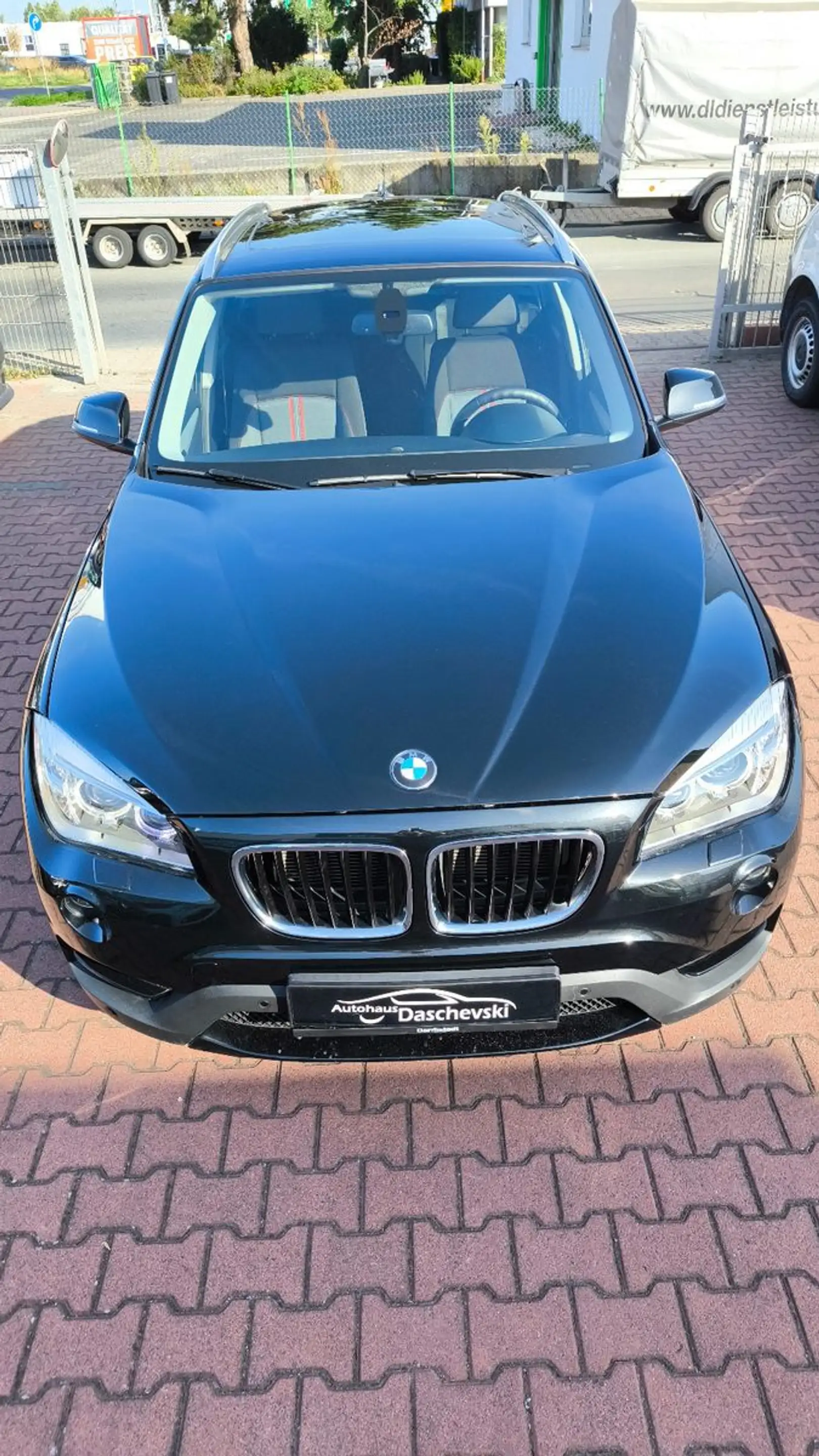 BMW X1 sDrive 20i Automatik Navi — photo 9