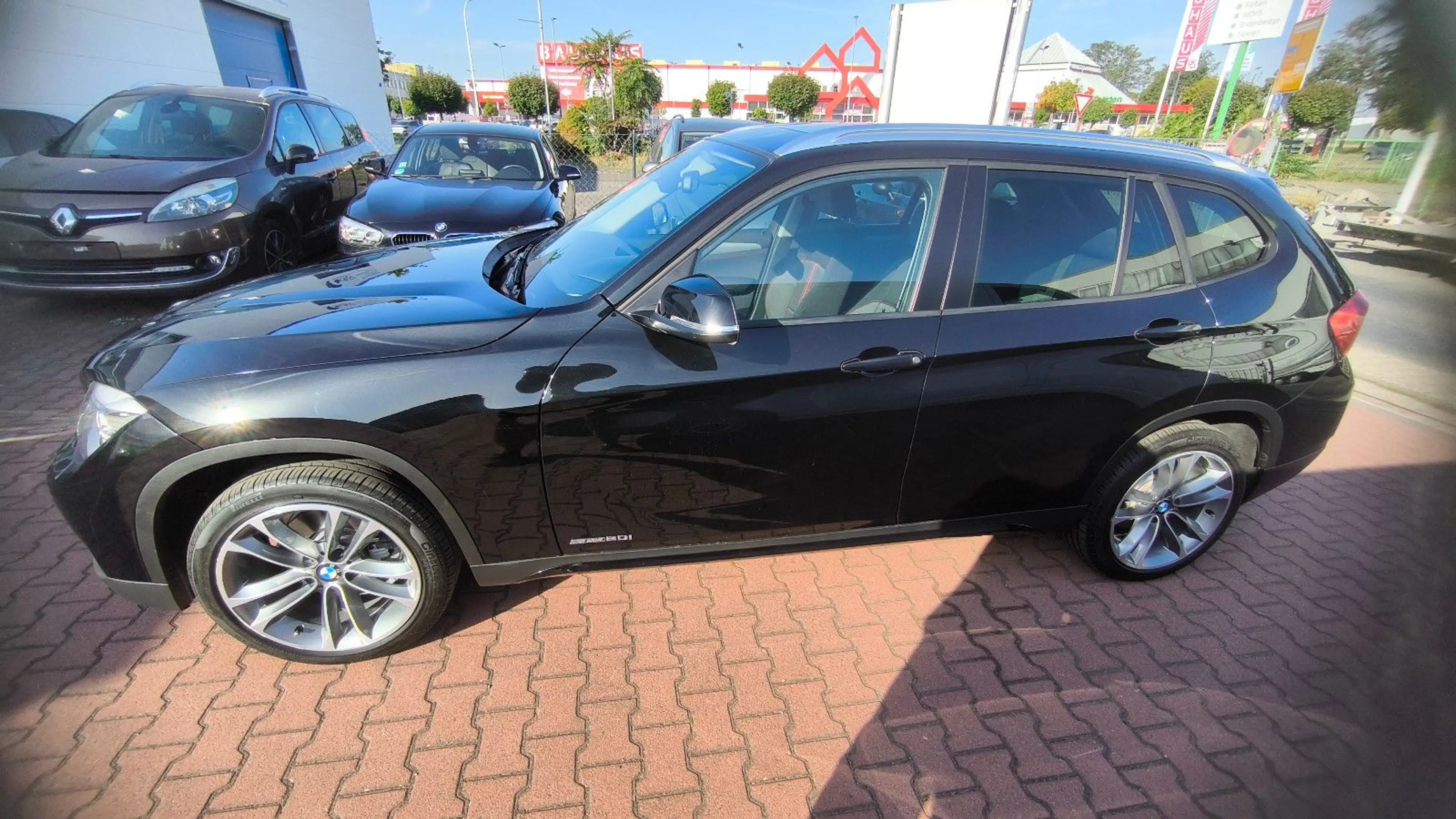 BMW X1 sDrive 20i Automatik Navi — photo 7