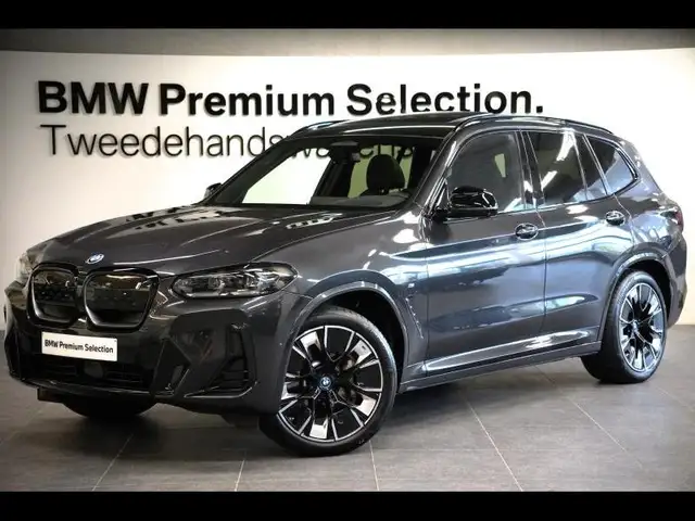 BMW iX3 M PACK HARMANKARDON PANORAMADAK TREKHAAK 360 CAMER