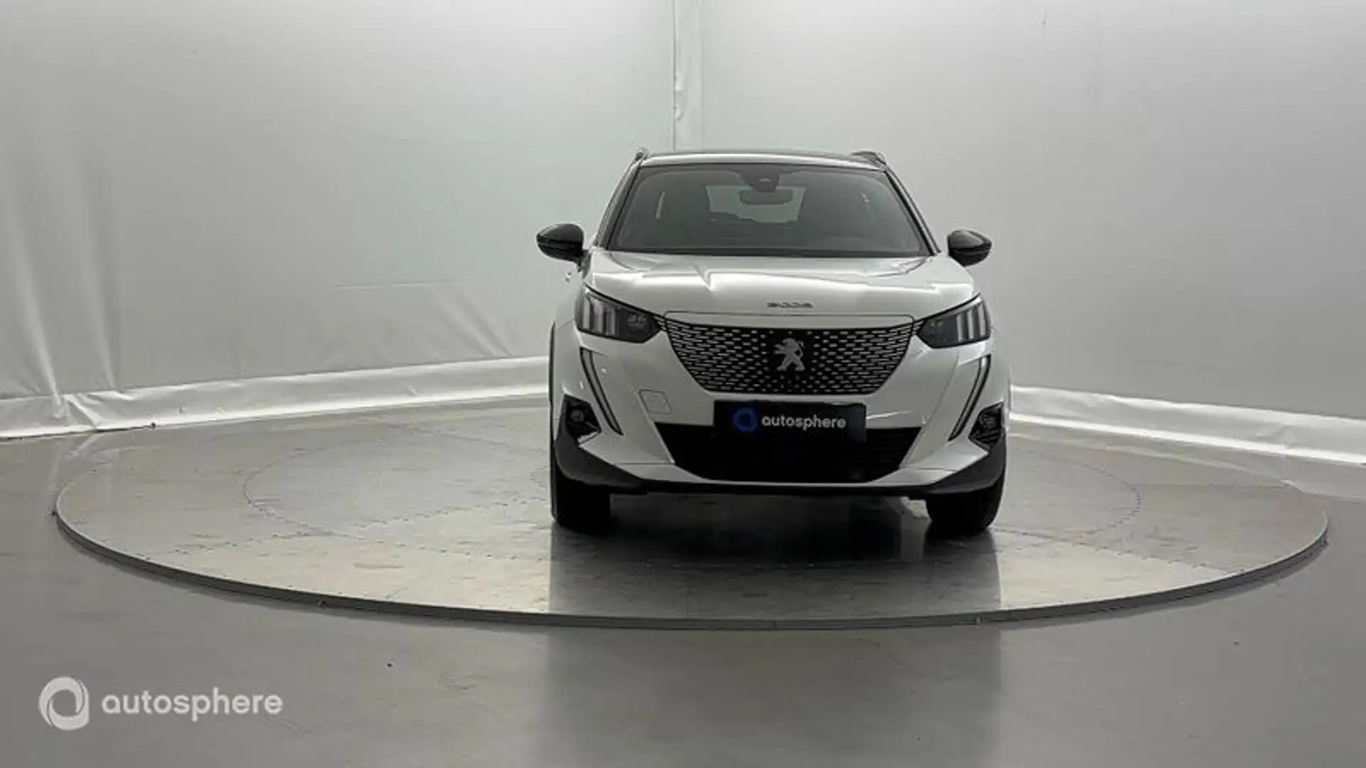 Peugeot 2008 e-2008 136ch GT - 2