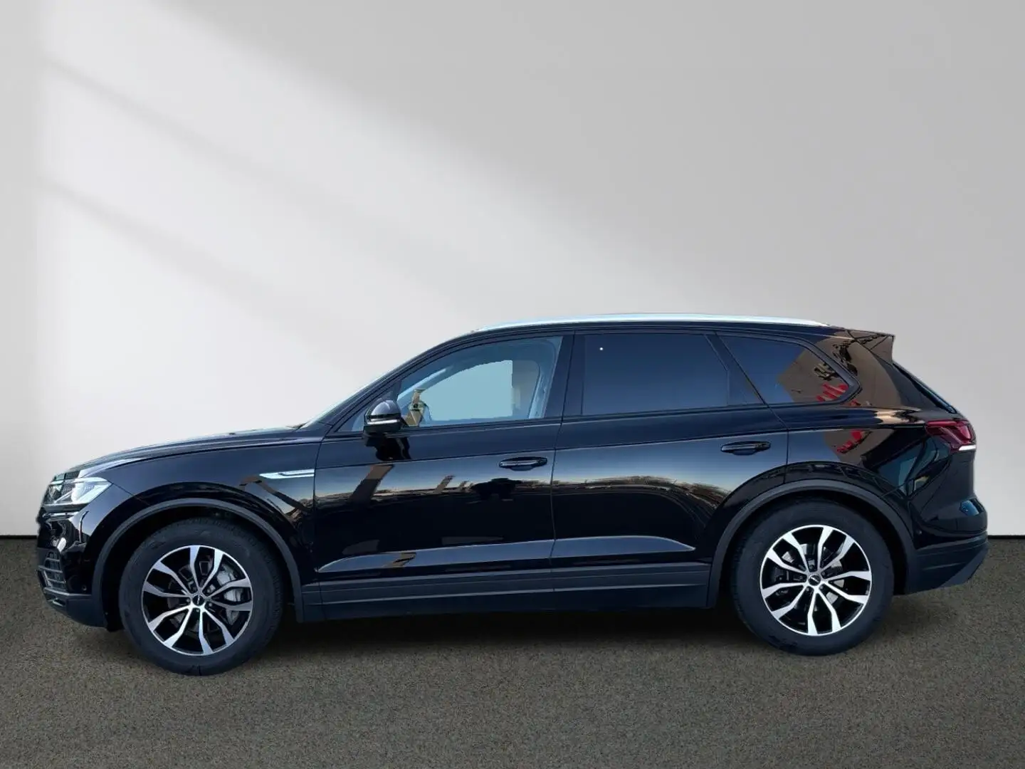 Volkswagen Touareg 3.0 TDI DSG V6 4Motion CarPlay LED AHK Noir - 2