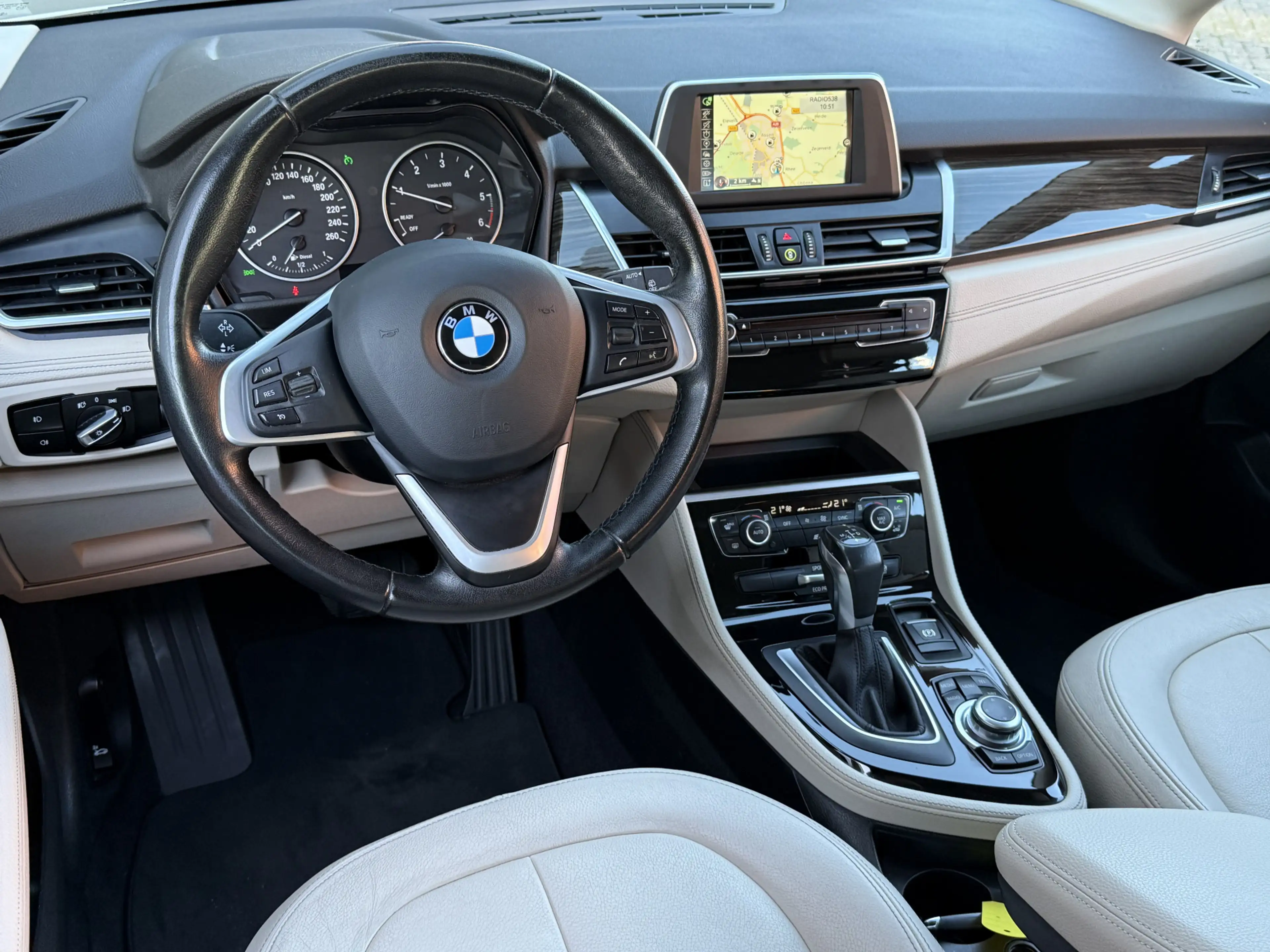BMW 216 2-serie Gran Tourer BWJ 2015 216d 116 PK Corporate — photo 6