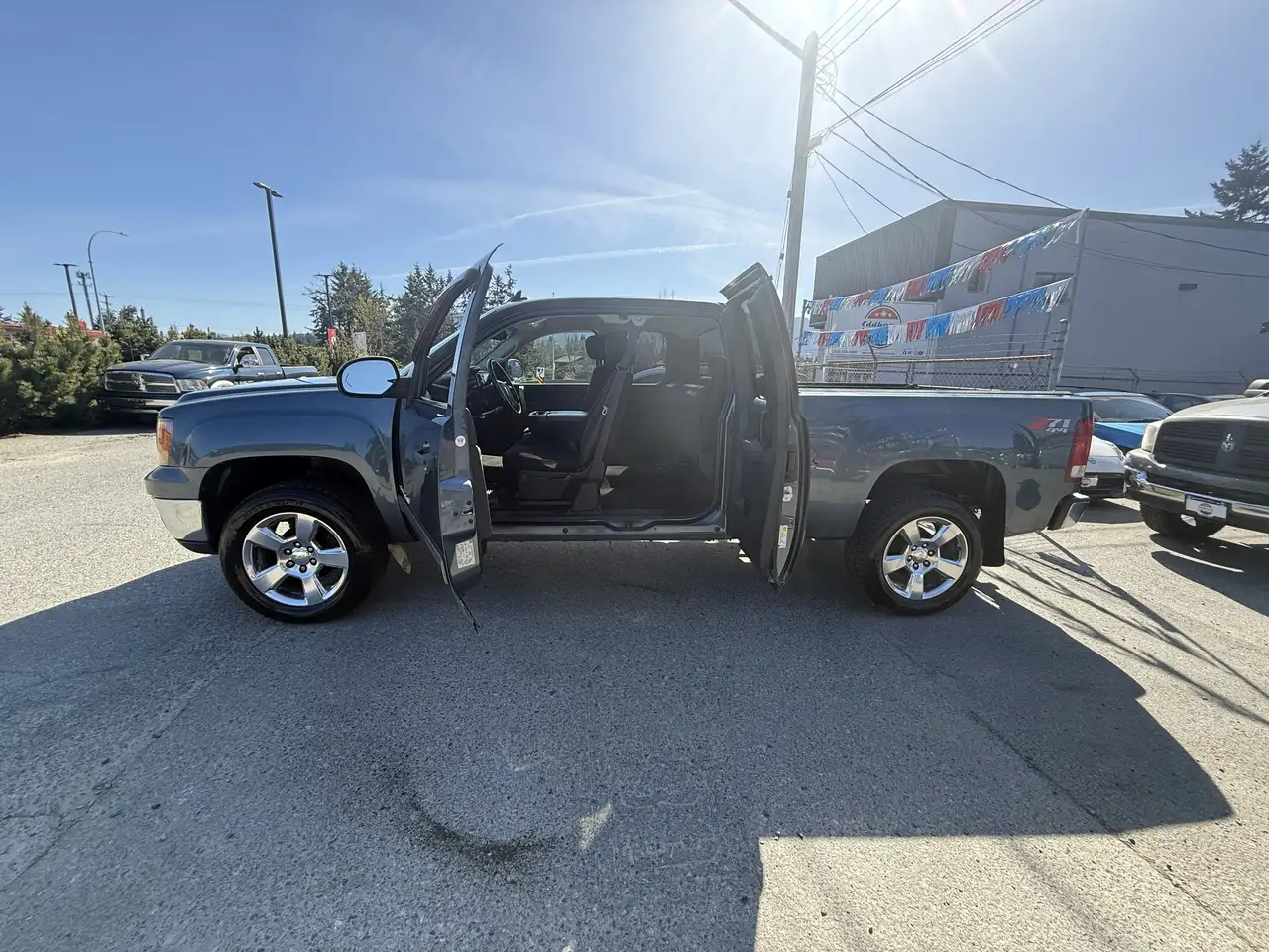 GMC Sierra 1500 снимка GMC Sierra 1500