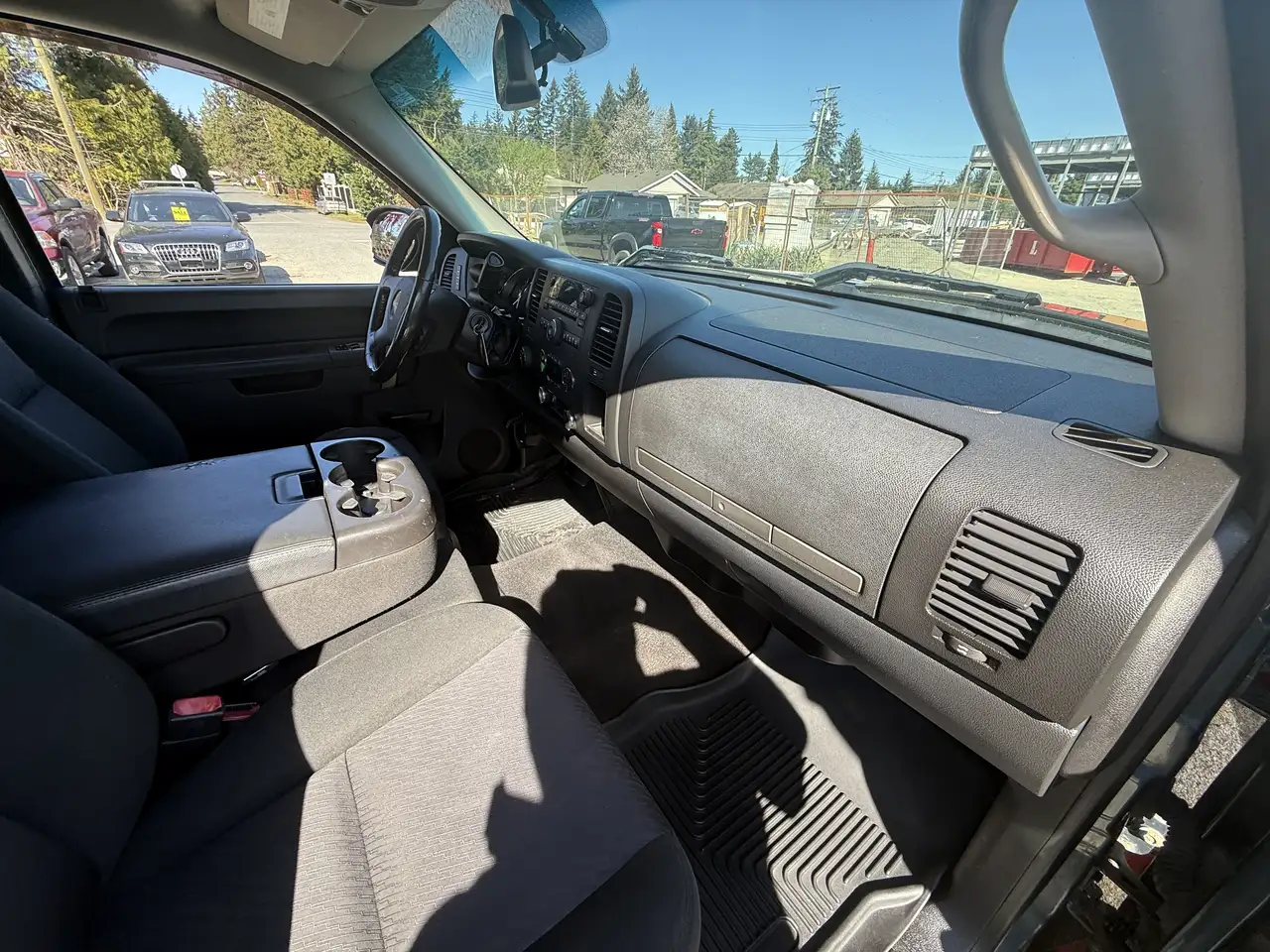 GMC Sierra 1500 снимка GMC Sierra 1500