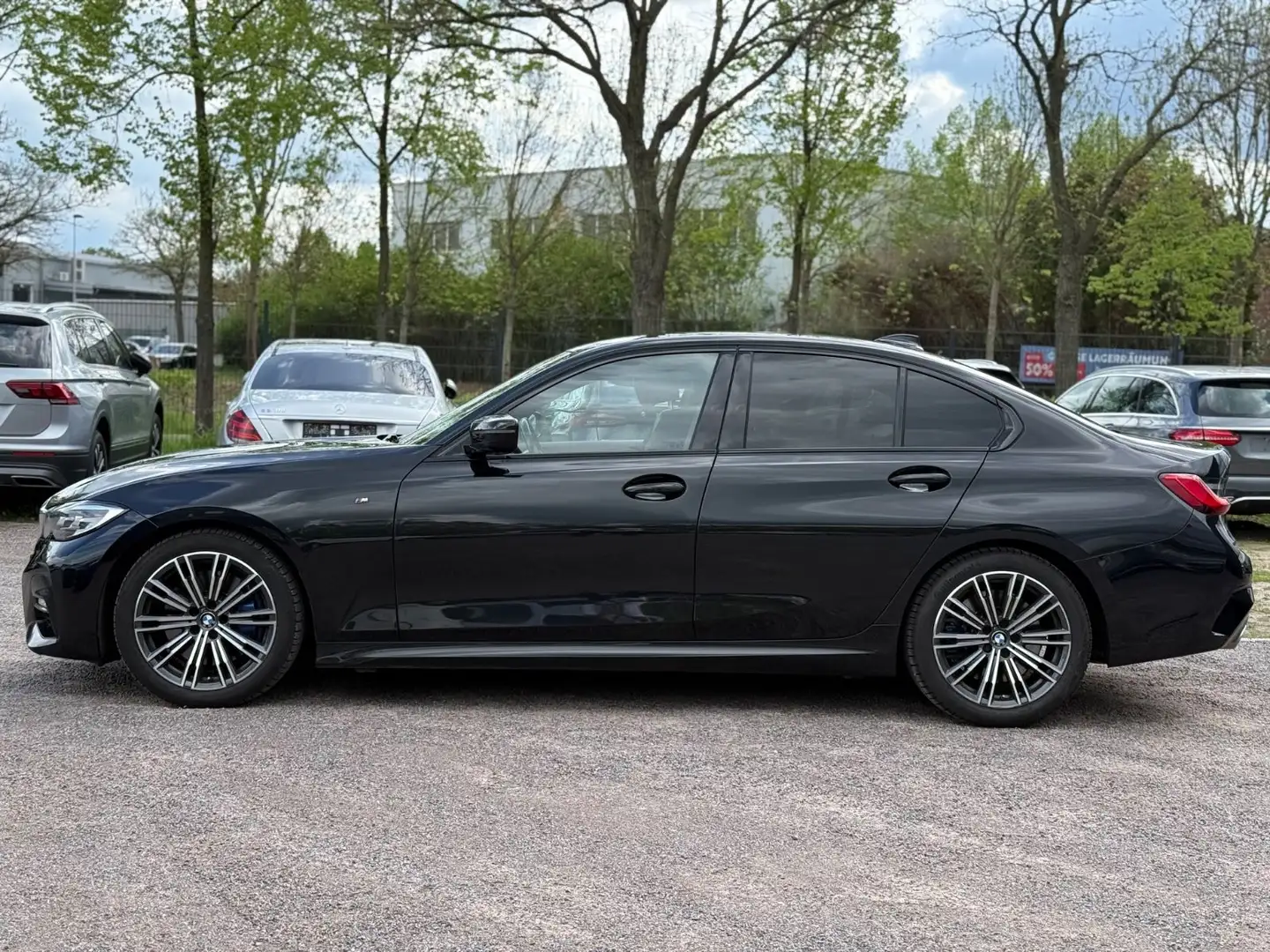 BMW 330 i Lim. M-Paket Sport Shadow|LED|LANE|BRAKEASS Noir - 2