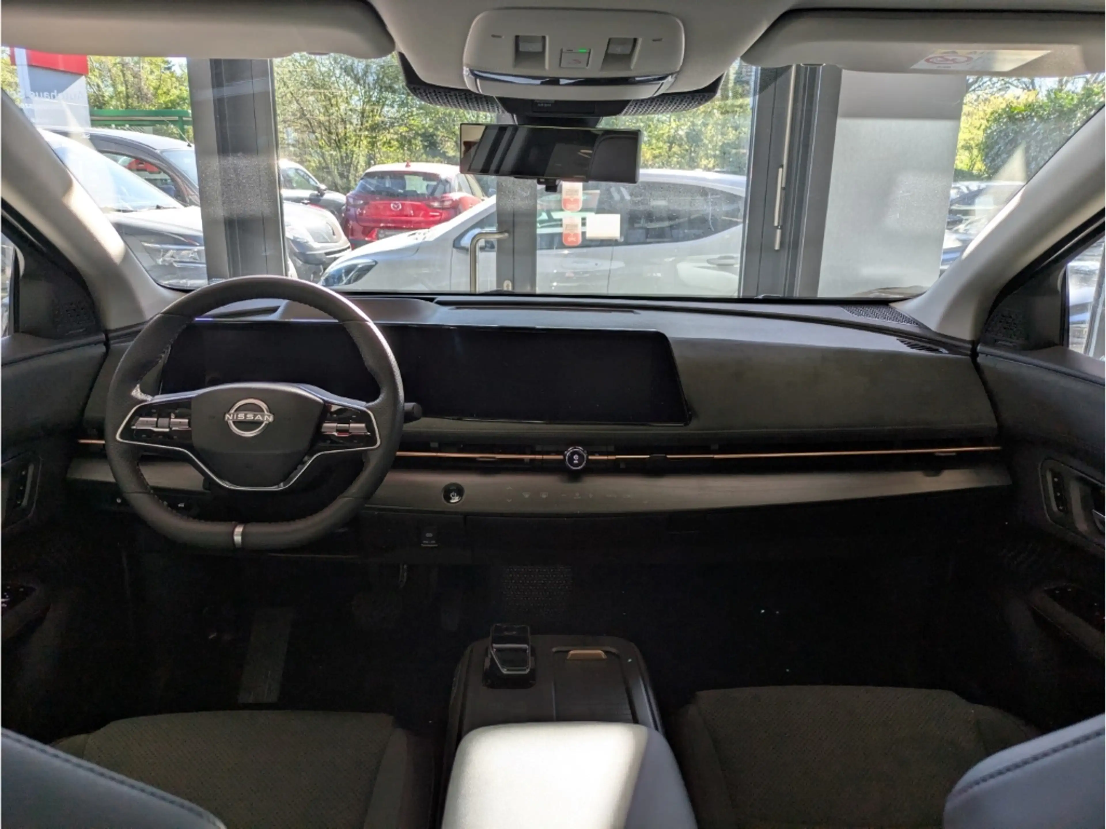 Nissan Ariya EVOLVE 87kWh 242PS 20''-Alu HUD El. Panodach Navi — photo 7