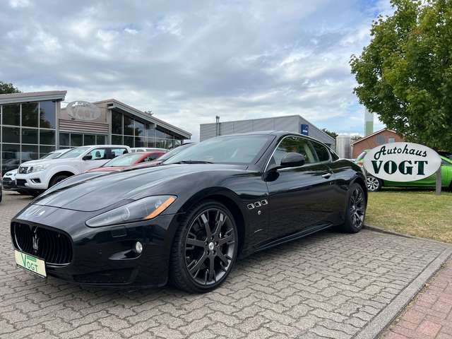 Imagine Maserati GranTurismo 4.7 V8 S Automatik