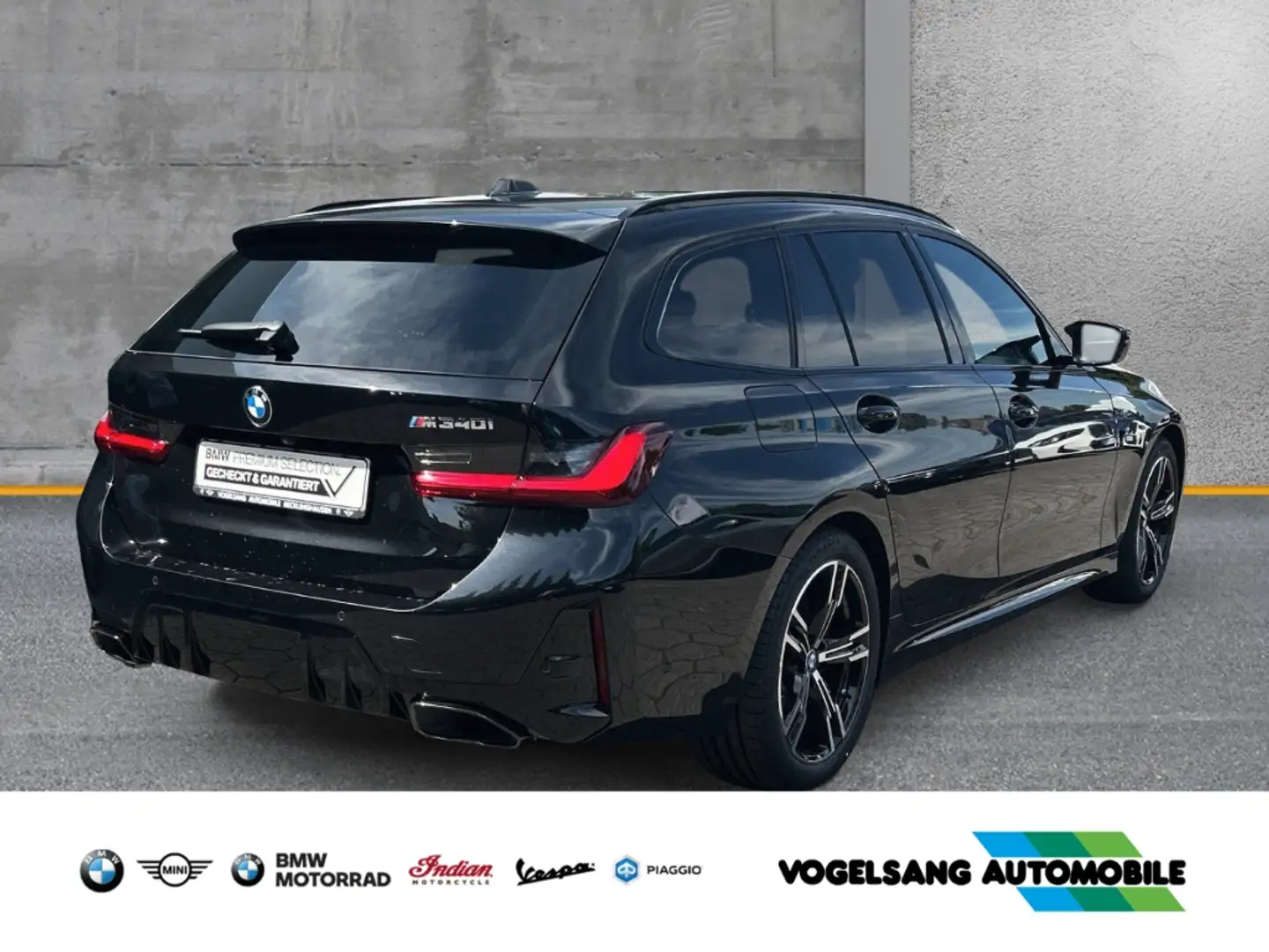 BMW 340 xDri.,Touring,Panodach,HeadUpD.,RFK,H&KSound Zwart - 2