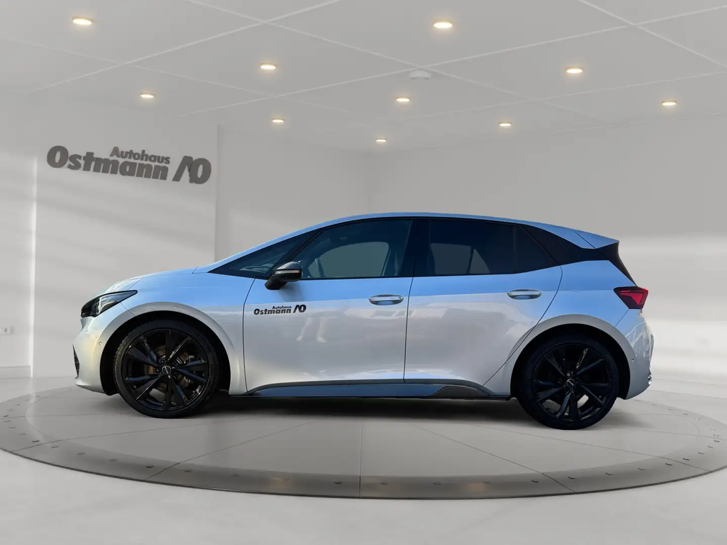 CUPRA Born kW 170 (58kWh) Basis ACC FLA HUD 360 SpurH Silber - 2